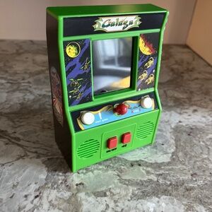 Vintage 90’s Mini galaga arcade game
